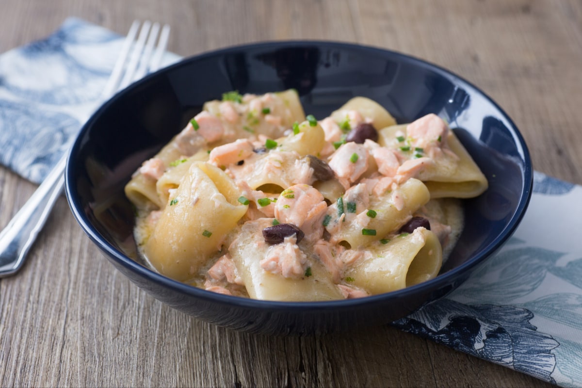 Paccheri com salmão