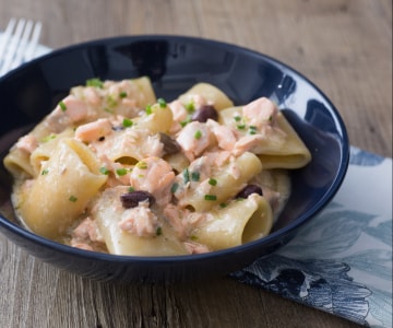 Paccheri com salmão