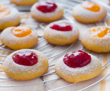 Biscoitinhos de manteiga com geleia