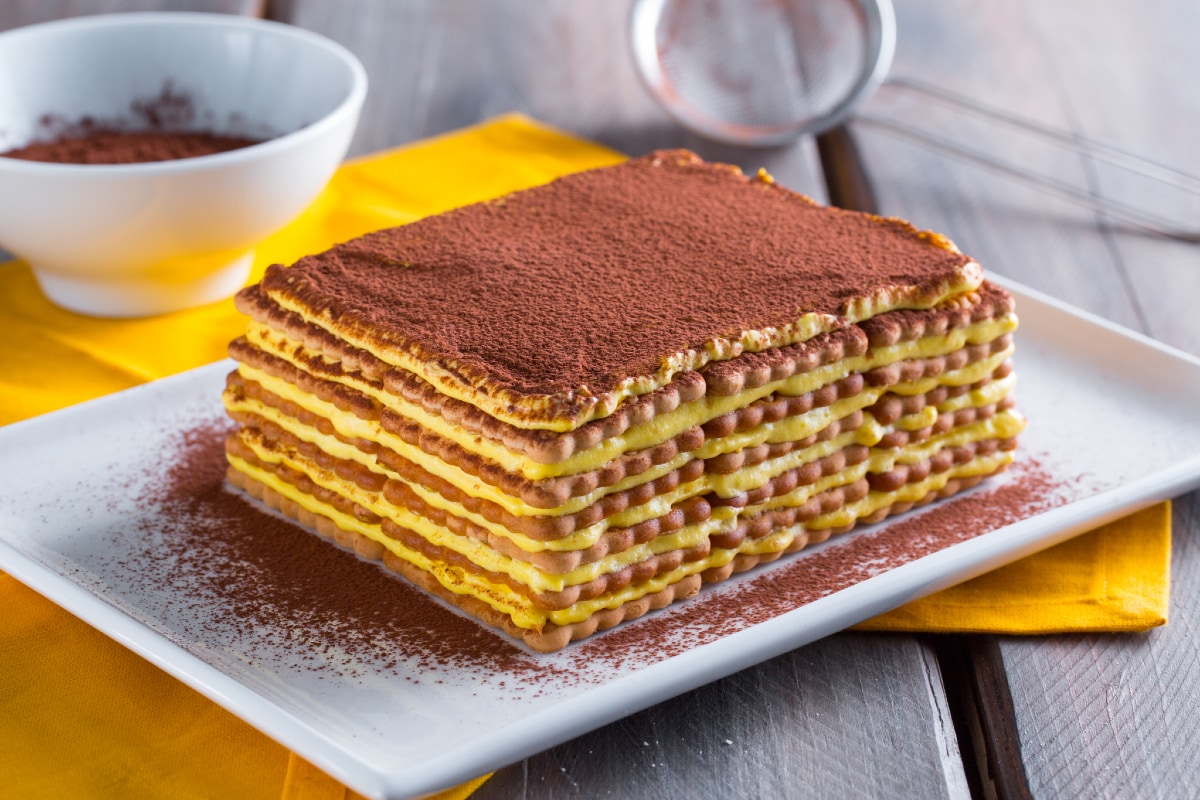 Tiramisù com biscoitos secos