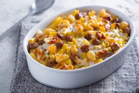 Macarrão de forno com couve-flor e linguiça