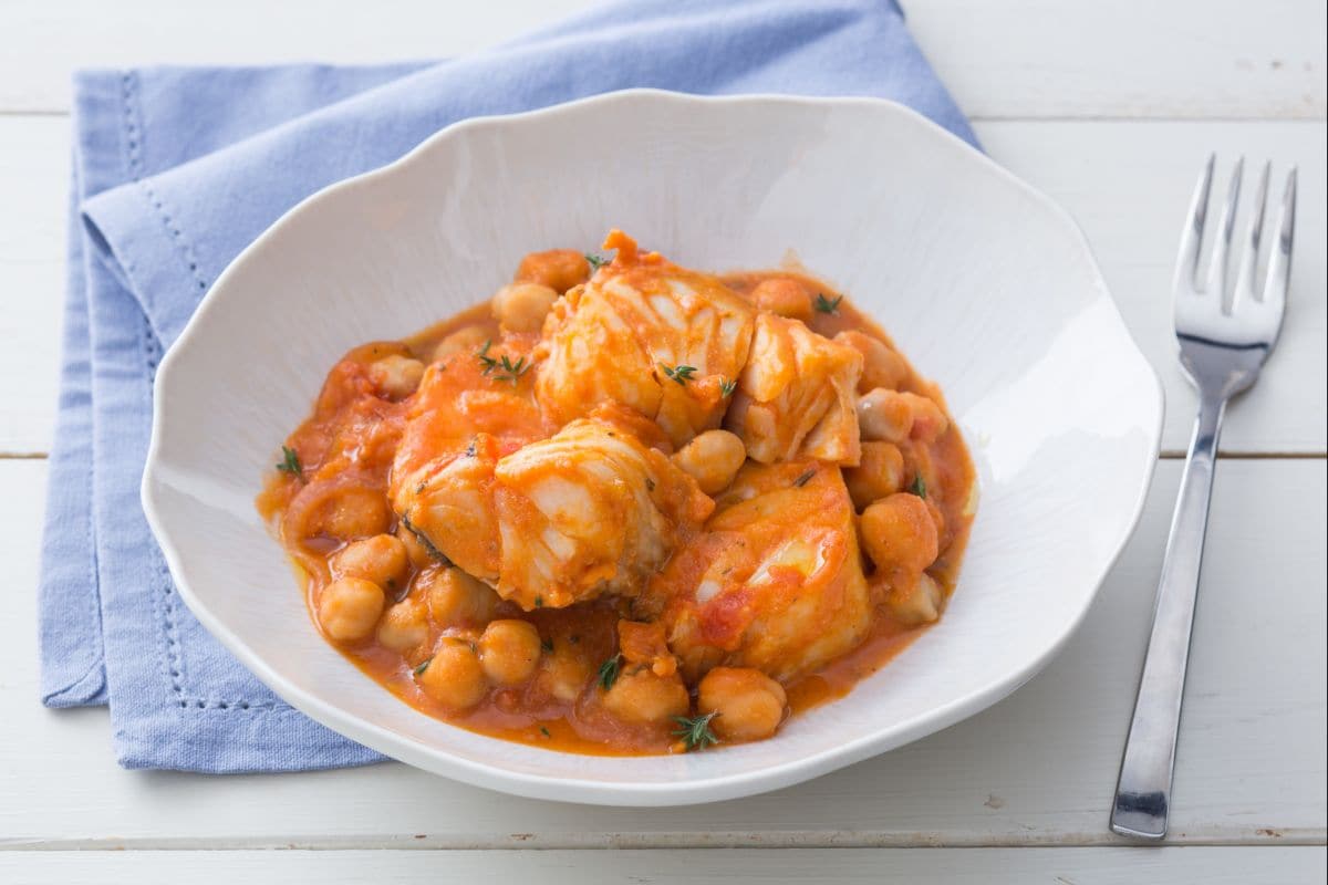 Bacalhau com grão-de-bico